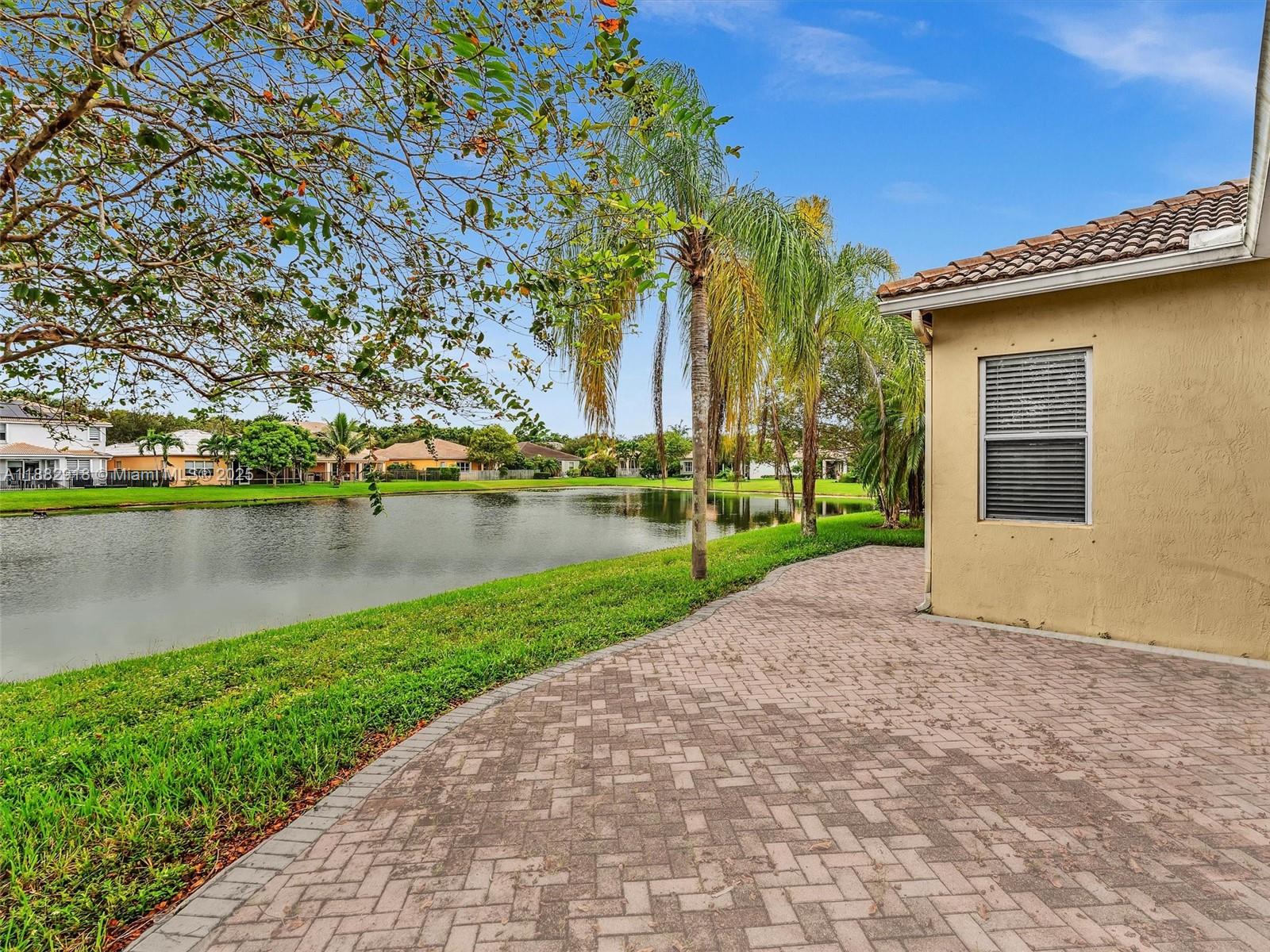 ISLES AT WESTON - Residential