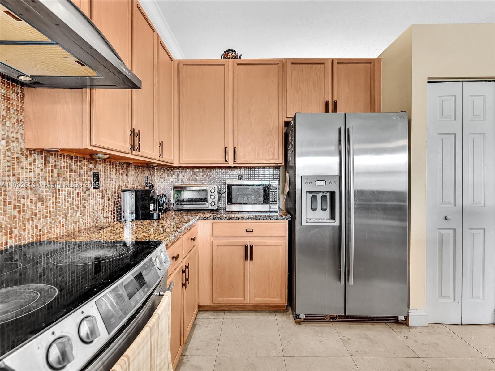 ISLES AT WESTON - Residential