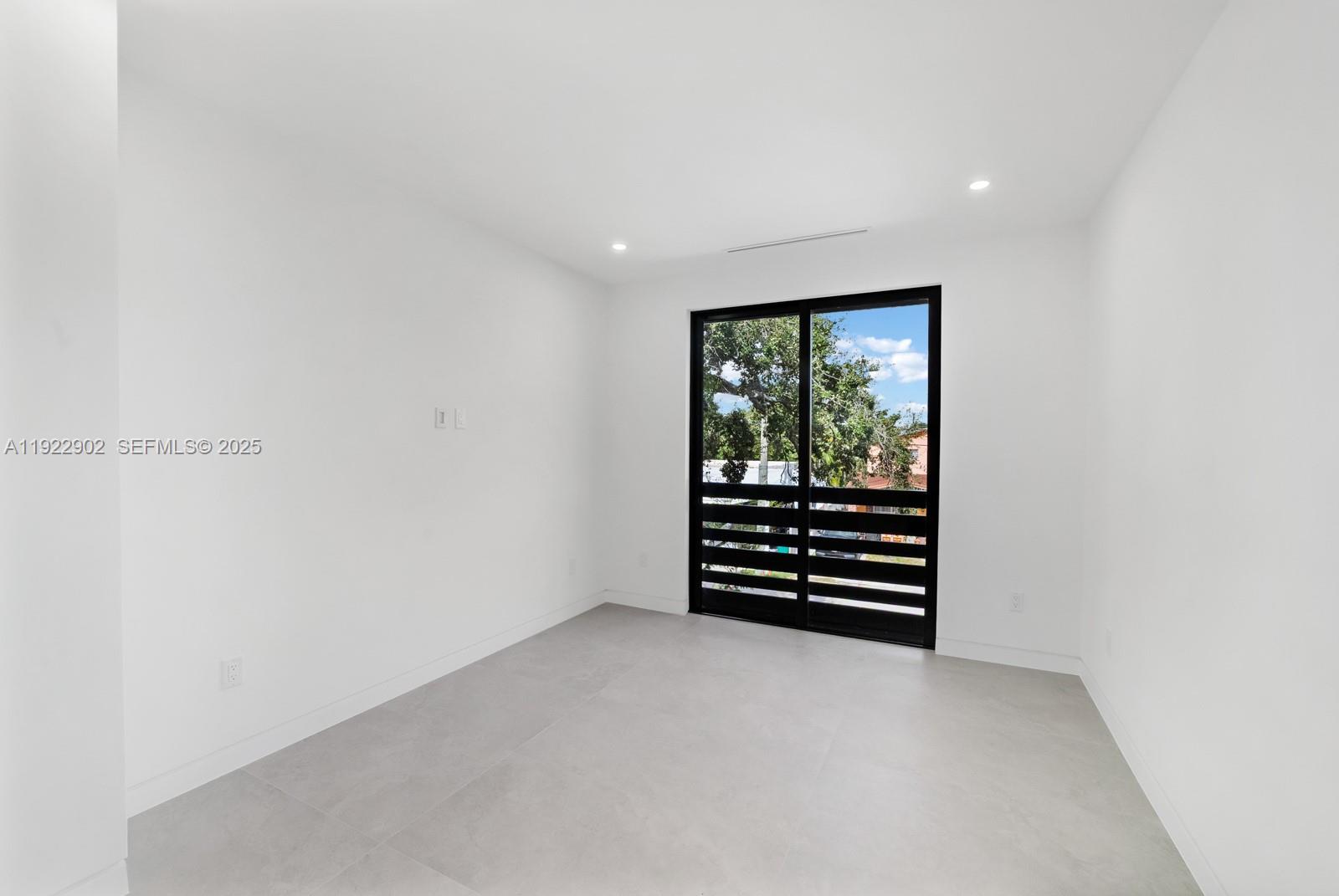 GRAPELAND - Residential