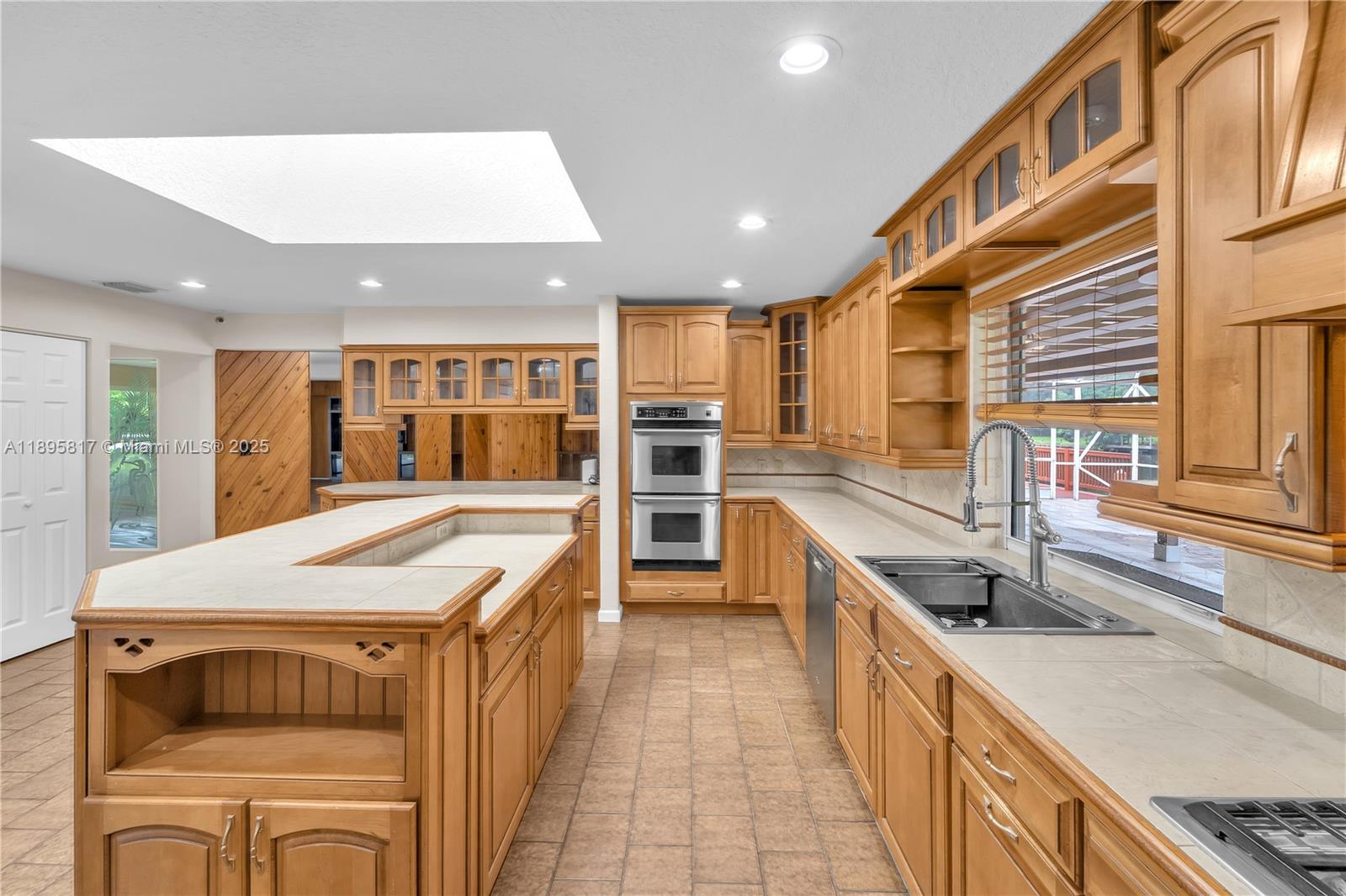 MARTHA BRIGHT FARMS - Residential