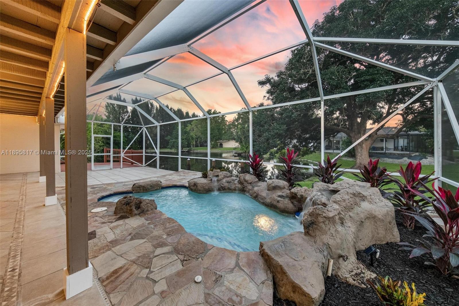 MARTHA BRIGHT FARMS - Residential