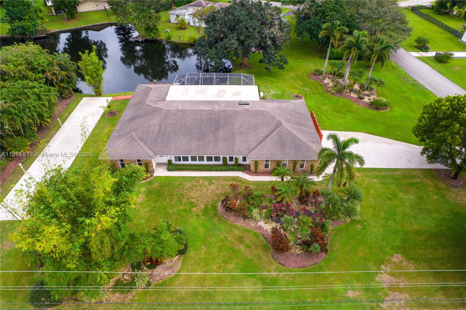 MARTHA BRIGHT FARMS - Residential