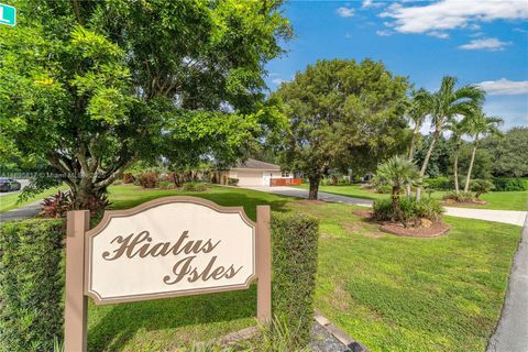 4020 SW 112th Ave Davie FL 33330