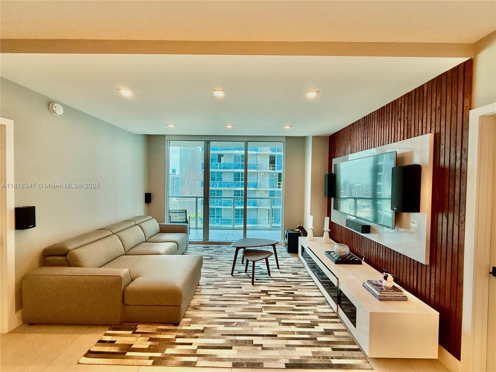 500 BRICKELL WEST CONDO - Residential Lease