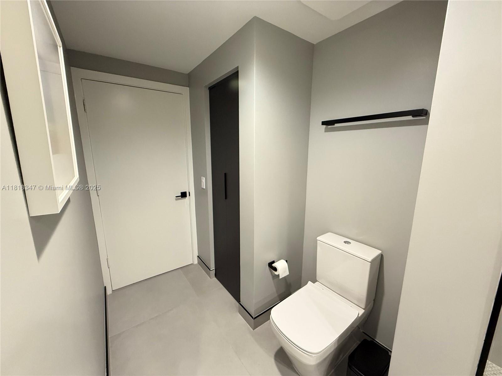 500 BRICKELL WEST CONDO - Residential Lease