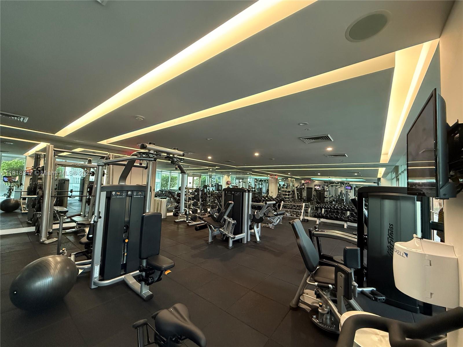 500 BRICKELL WEST CONDO - Residential Lease