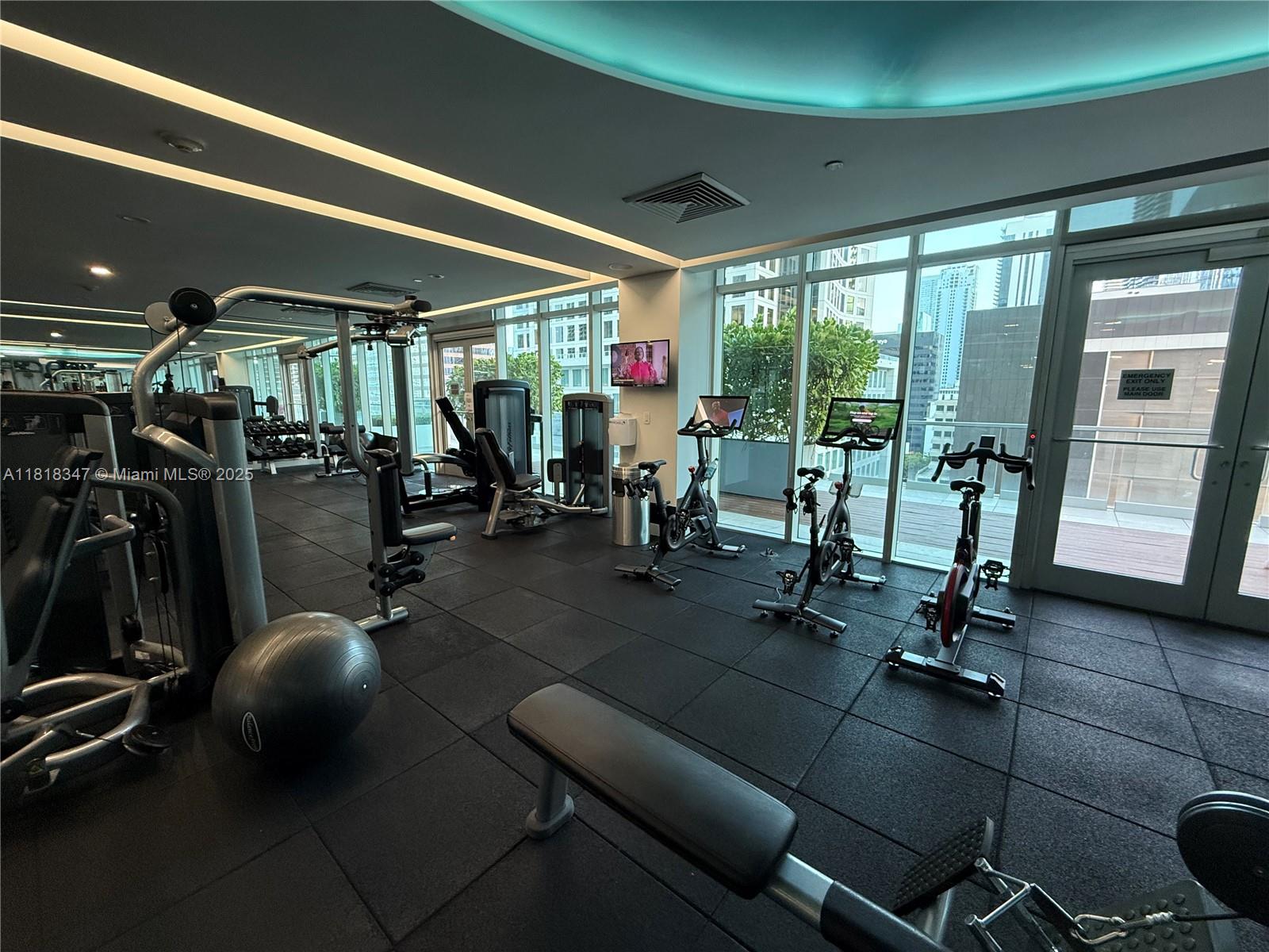 500 BRICKELL WEST CONDO - Residential Lease