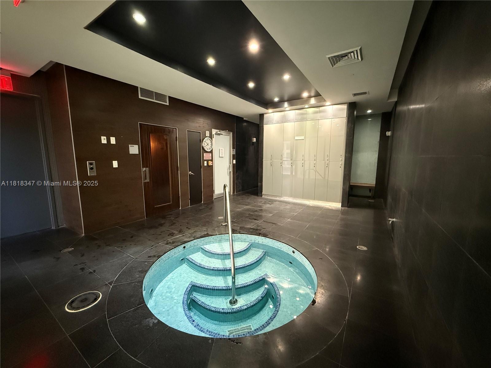 500 BRICKELL WEST CONDO - Residential Lease