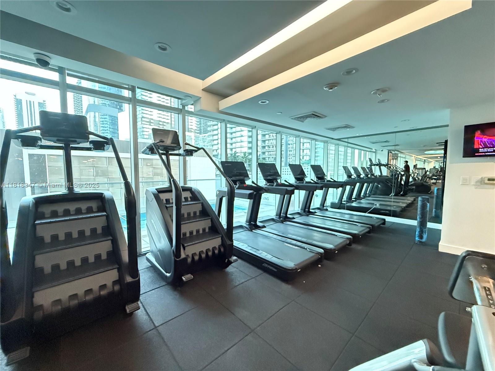 500 BRICKELL WEST CONDO - Residential Lease