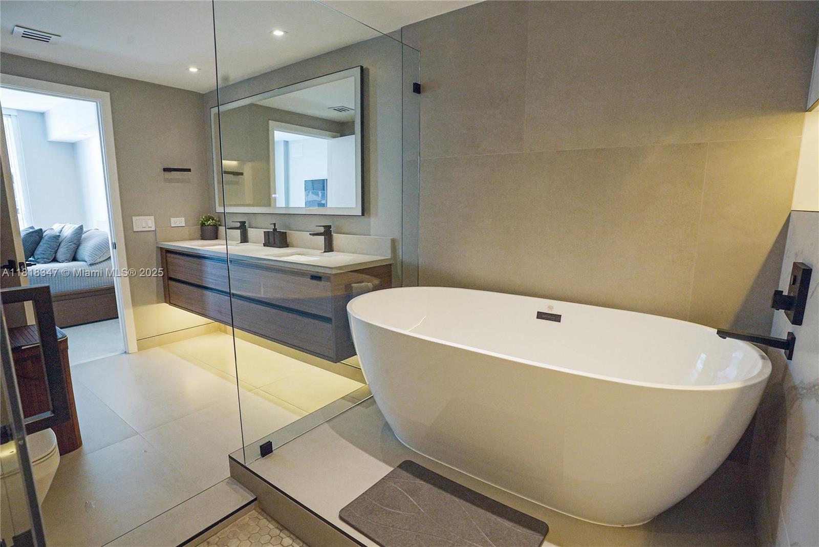 500 BRICKELL WEST CONDO - Residential Lease