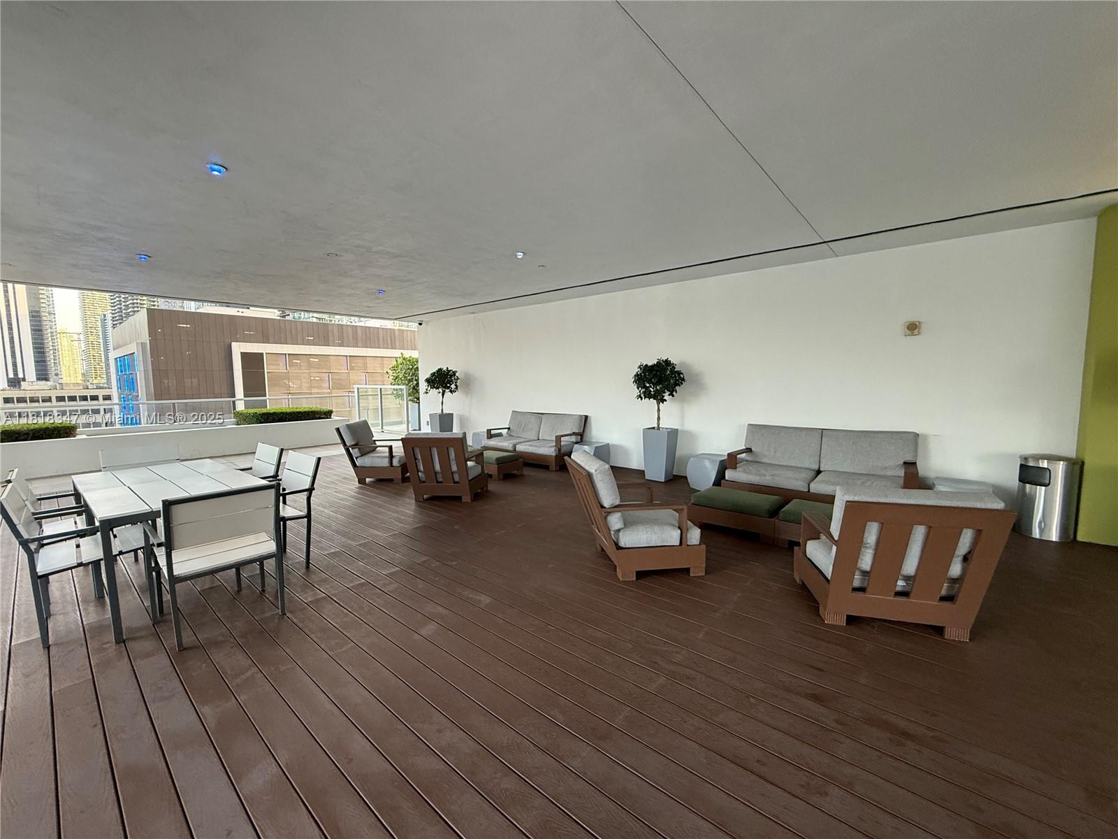500 BRICKELL WEST CONDO - Residential Lease