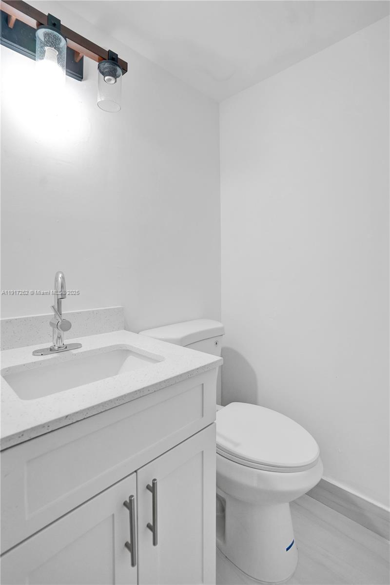 MANORS OF INVERRARY XII - Residential