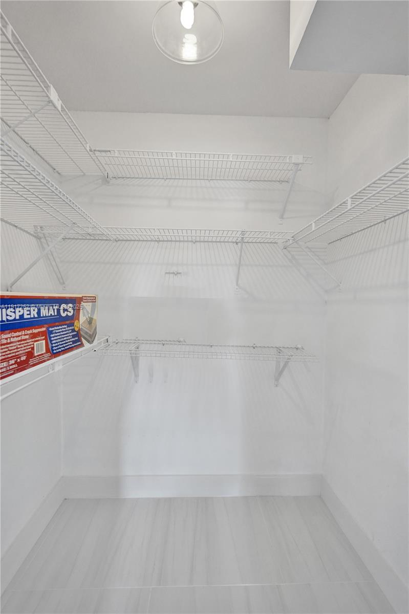 MANORS OF INVERRARY XII - Residential