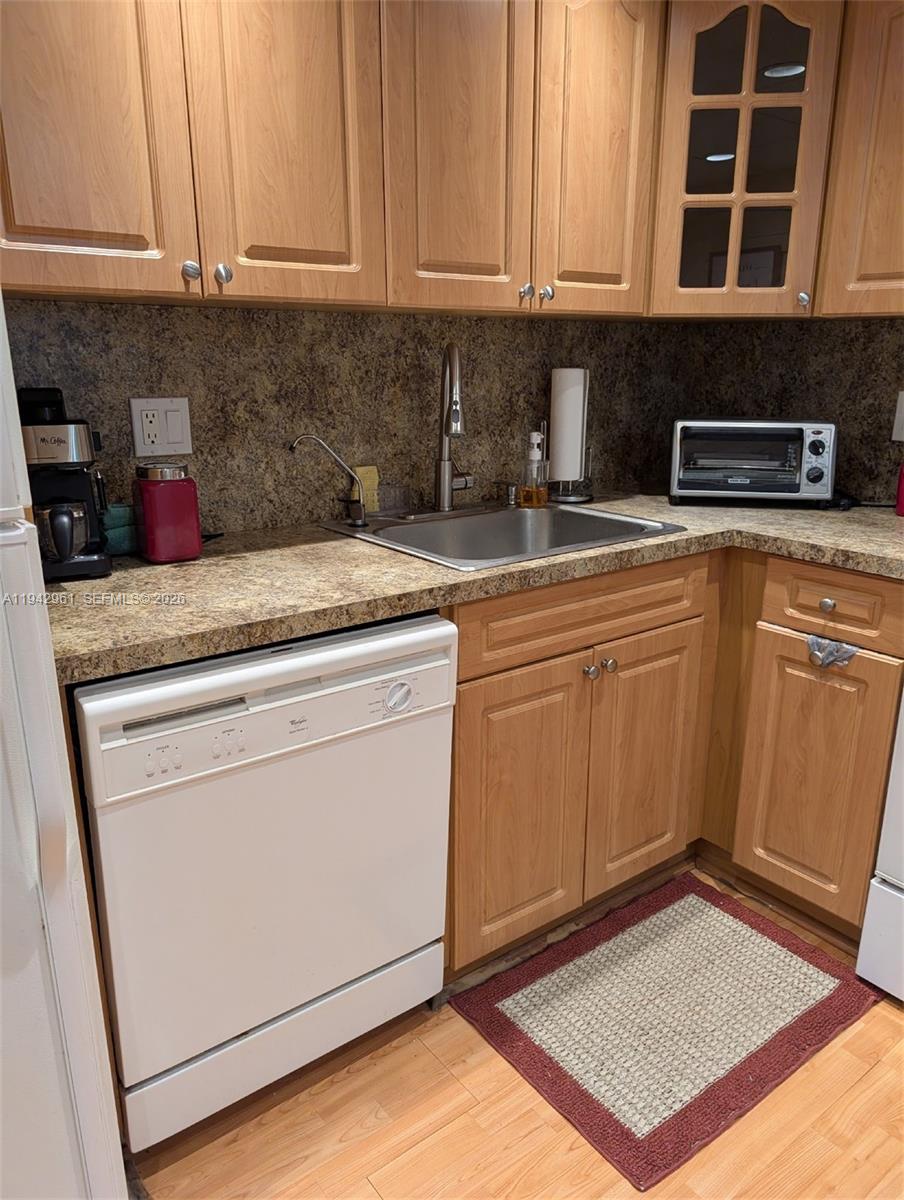 PARK PLACE CONDOMINIUM NO - Residential