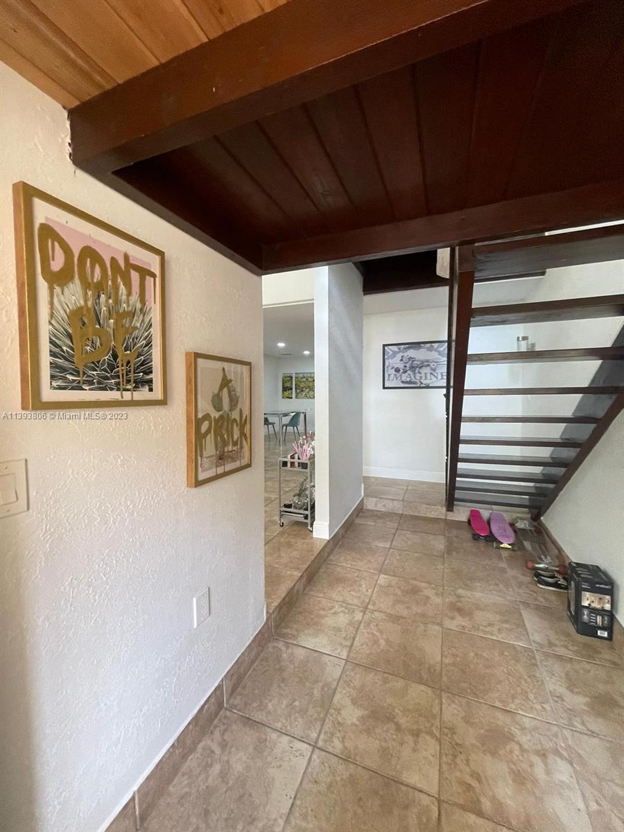 Photo 9 of 26 of 10429 SW 80th St 10429 townhome