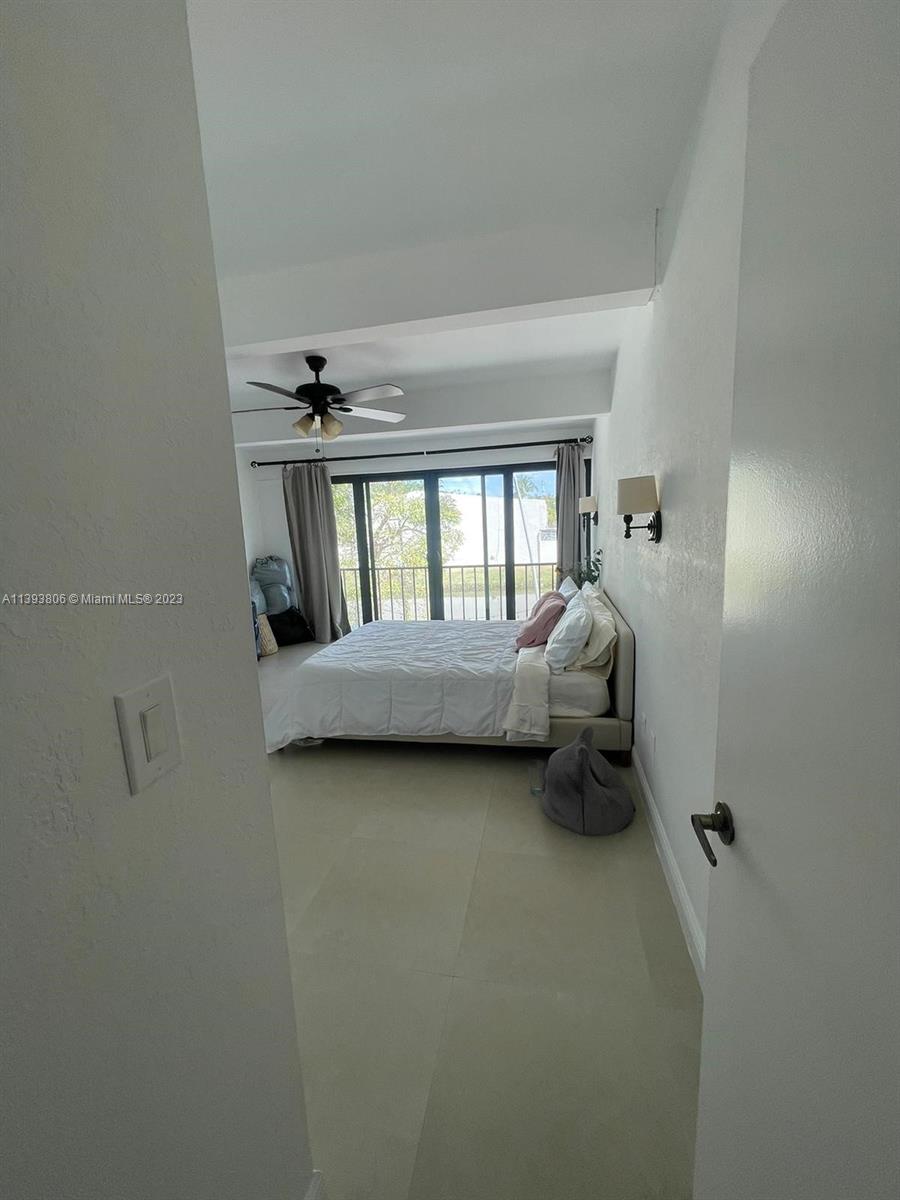 Photo 8 of 26 of 10429 SW 80th St 10429 townhome