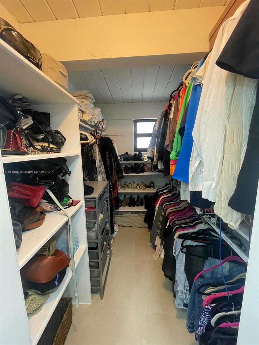 Photo 6 of 26 of 10429 SW 80th St 10429 townhome
