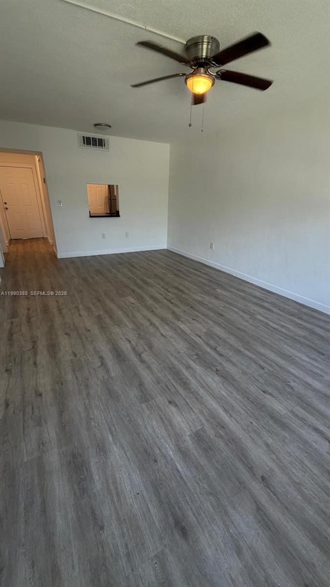 BISC LAKE GARDENS #2 BLDG - Residential Lease