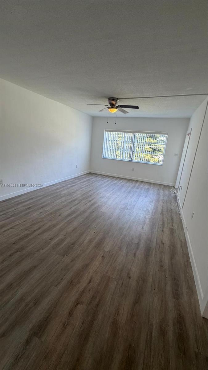 BISC LAKE GARDENS #2 BLDG - Residential Lease