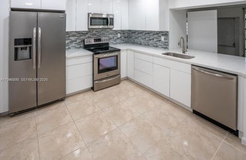 17252 SW 112th Pl 21243 Miami FL 33157