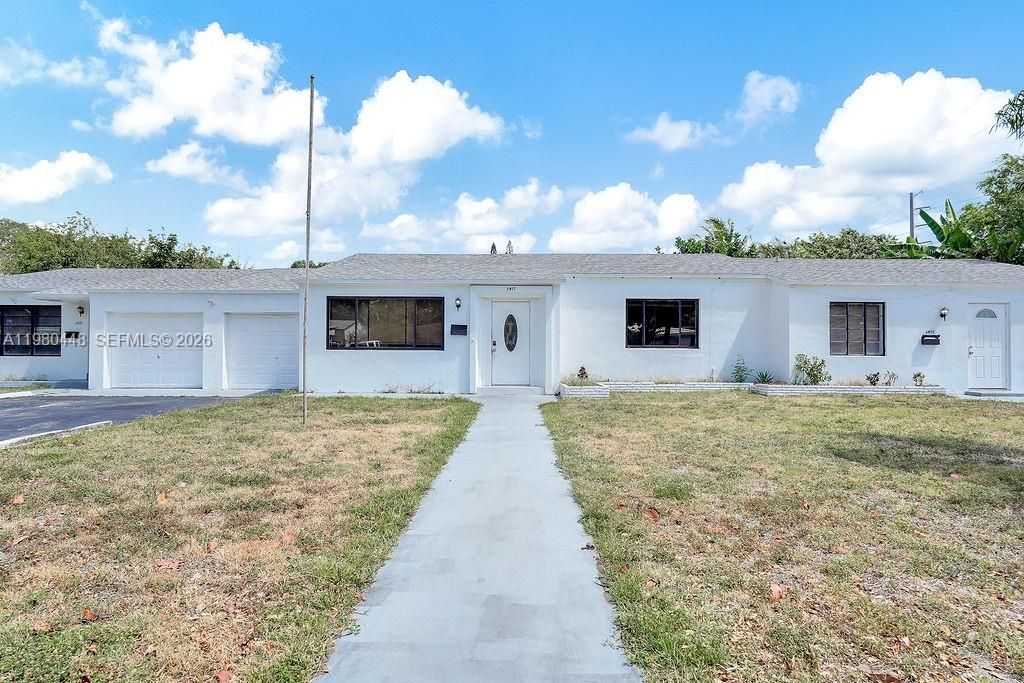 Photo of 2417 Pierce St #-, Hollywood, FL 33020 (MLS # A11980448)
