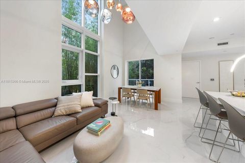 455 NE 39th St 112 Miami FL 33137