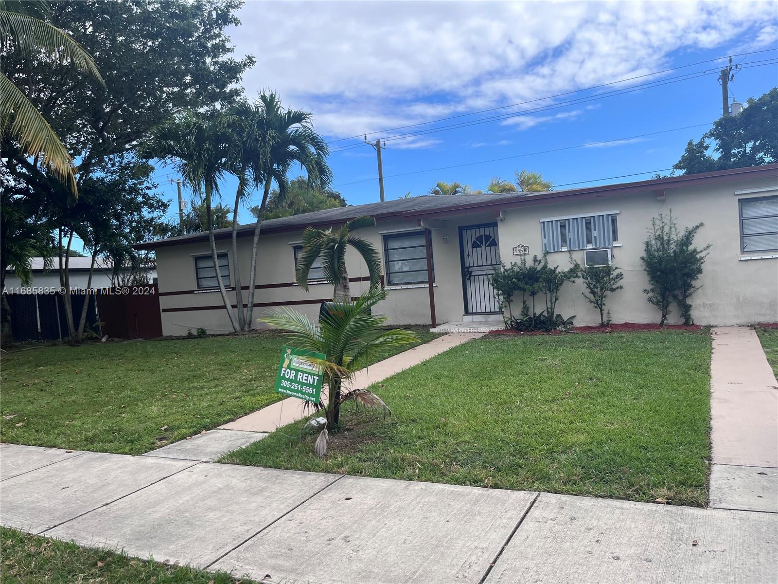This charming 5-bedroom, 3-bathroom home features a bright and airy open floor plan with plenty of natural light, an updated kitchen with modern appliances, and a private backyard perfect for relaxing or entertaining.  Located in Cutler Bay, this home is close to parks, shopping, dining, and excellent schools, with easy access to major roads, and public transportation for a quick commute.

 *This property also offers deposit-free leasing using Obligo (for qualified tenants). Available with No Security Deposit with Obligo!