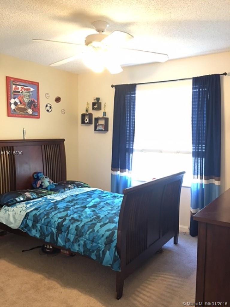 Brookside North 154-39 B - Residential