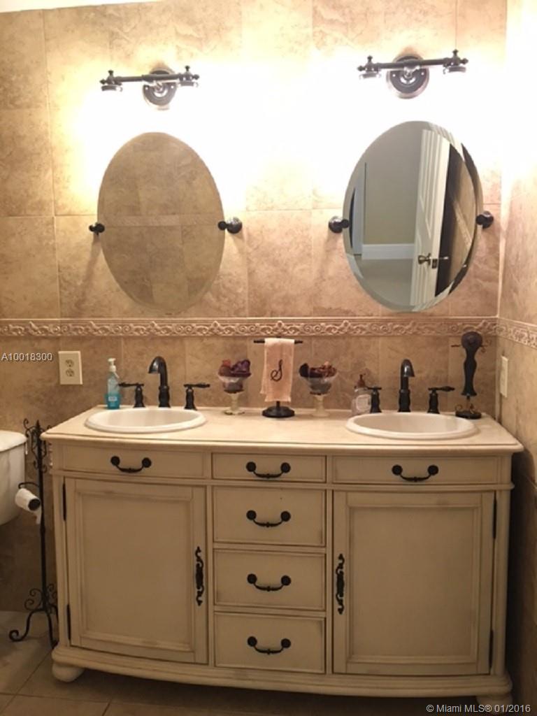 Brookside North 154-39 B - Residential