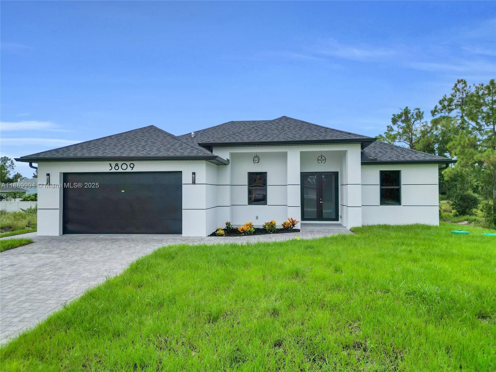 BEAUTIFUL 4 BEDROOMS, 2.5 BATHROOMS, 2 CAR GARAGE HOME. DETAILS ALL OVER. GREAT DEVELOPER INCENTIVE WHICH HELP ON CLOSING COSTS AND DOWNPAYMENT.