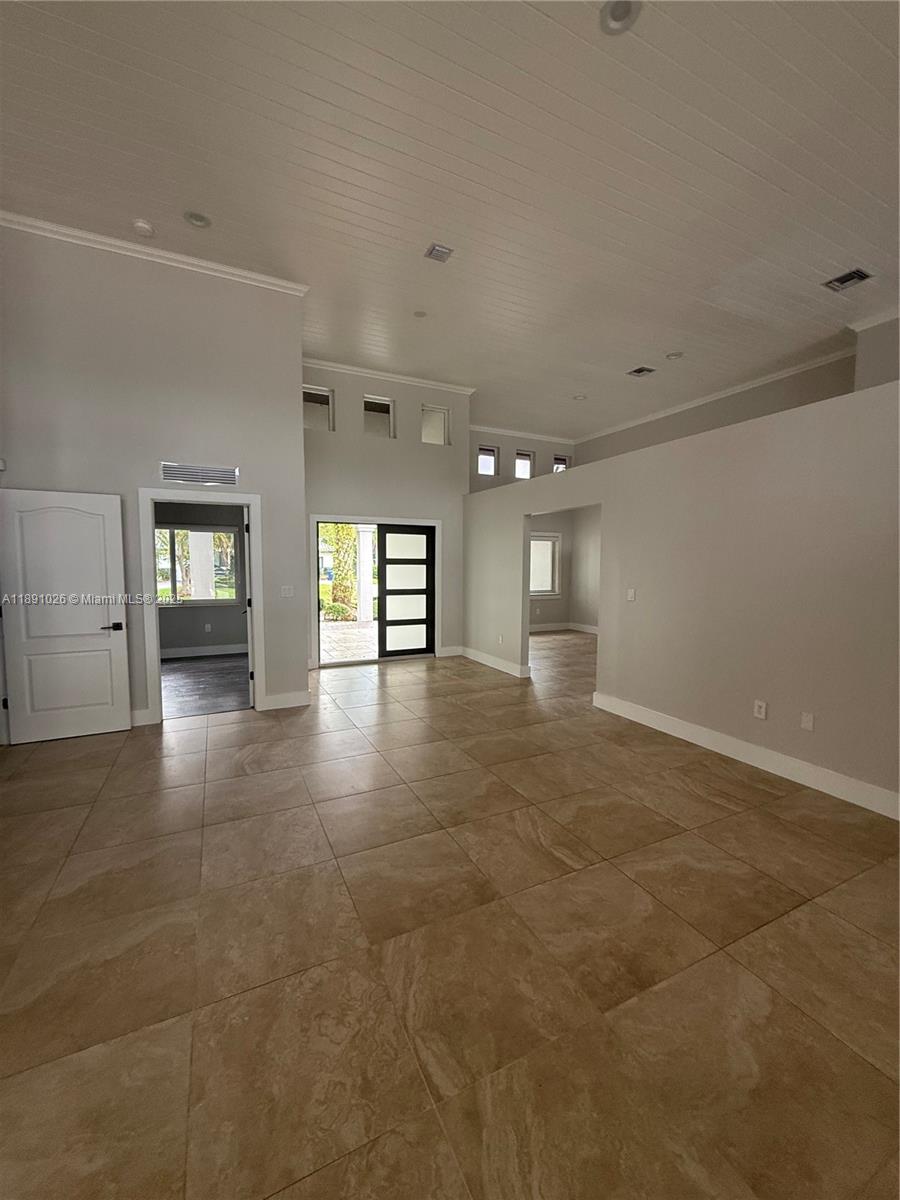 ALLISON ESTATES - Residential Lease