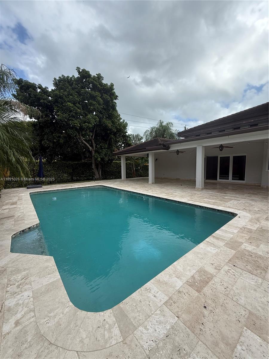 ALLISON ESTATES - Residential Lease