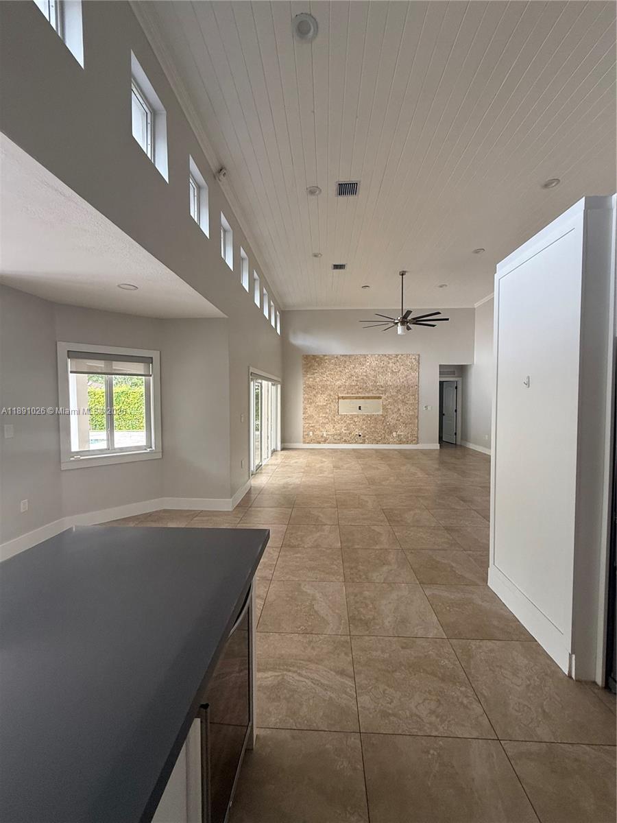 ALLISON ESTATES - Residential Lease