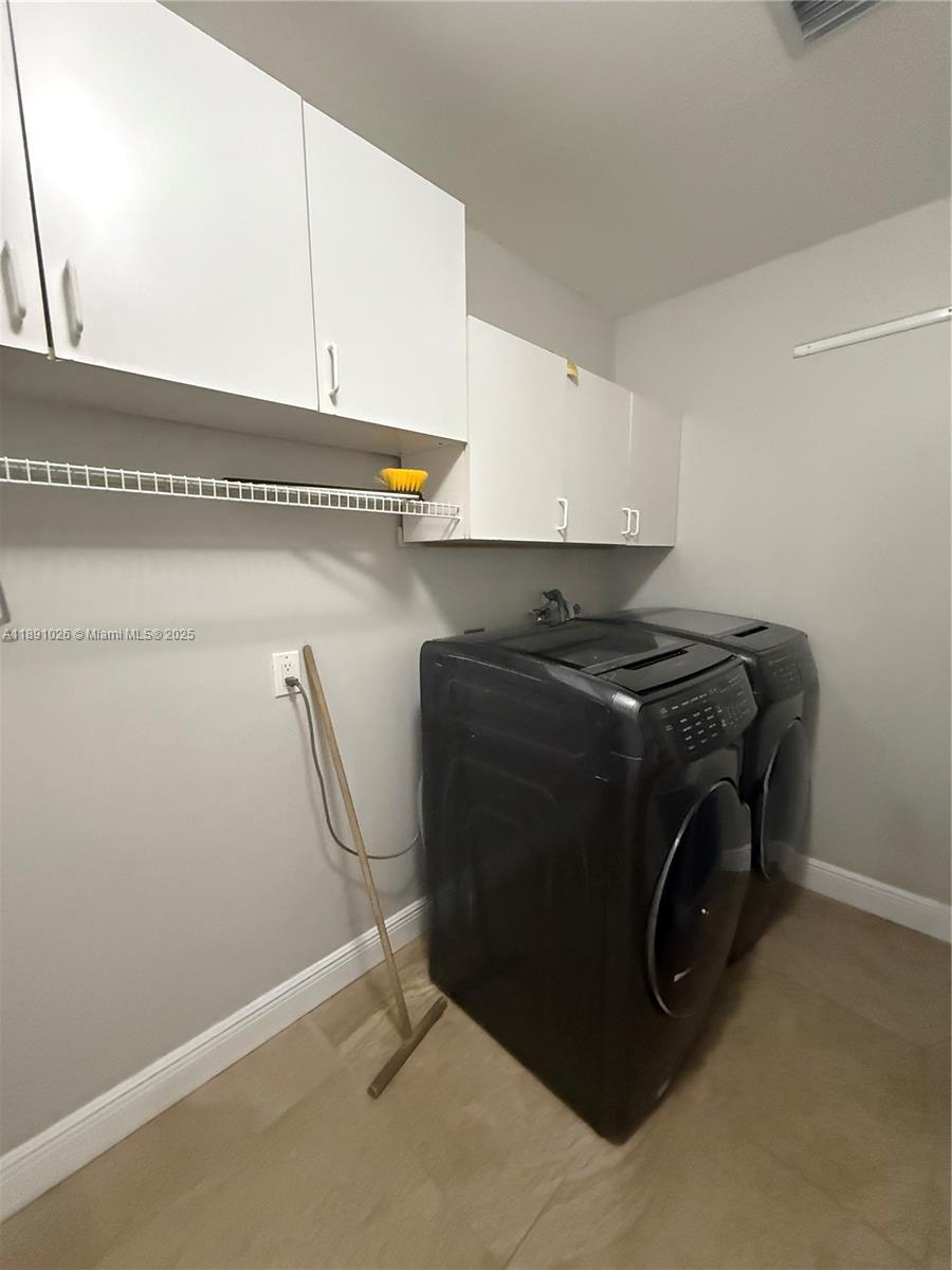 ALLISON ESTATES - Residential Lease