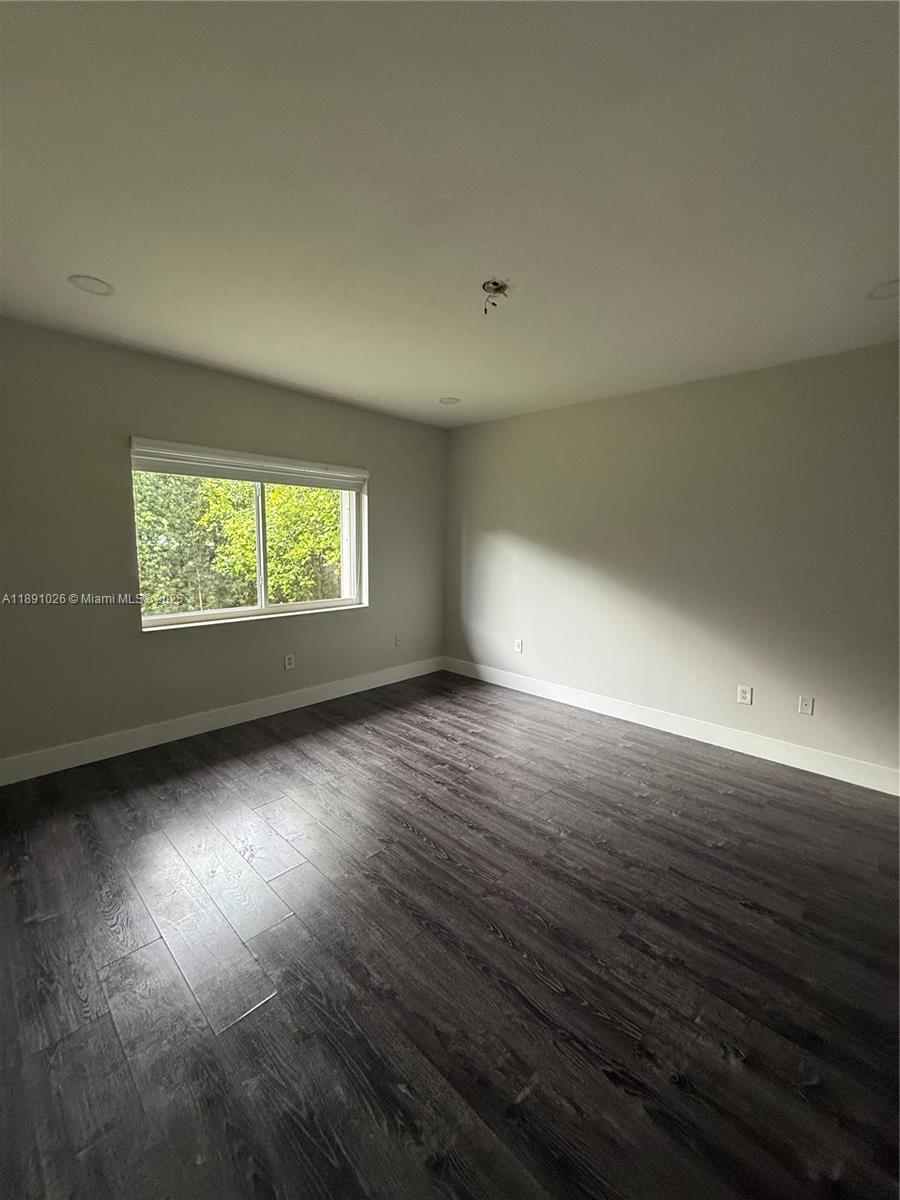 ALLISON ESTATES - Residential Lease