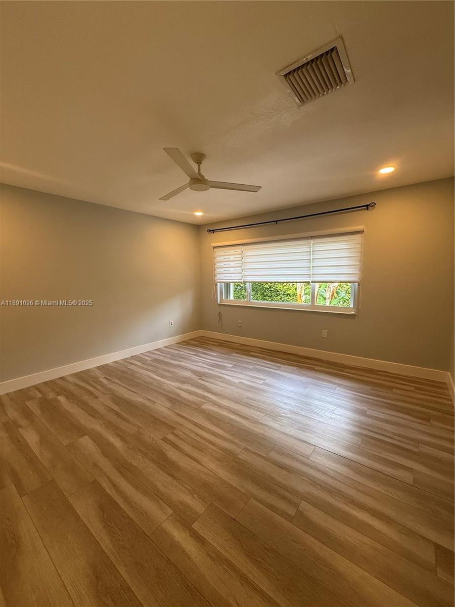 ALLISON ESTATES - Residential Lease