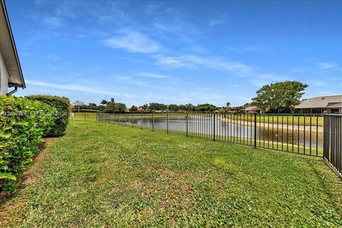 Tiny photo for 22212 Collington Dr, Boca Raton, FL 33428 (MLS # A12007856)