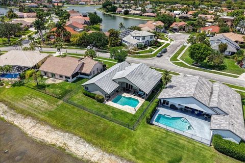 Tiny photo for 22212 Collington Dr, Boca Raton, FL 33428 (MLS # A12007856)