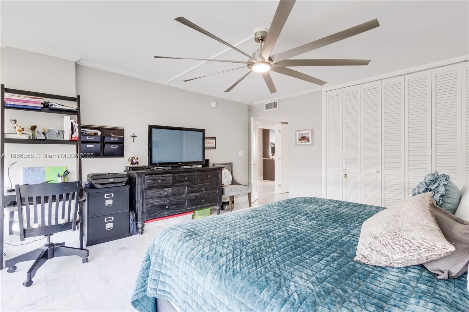 CLOISTER BEACH TOWERS CON - Residential Lease