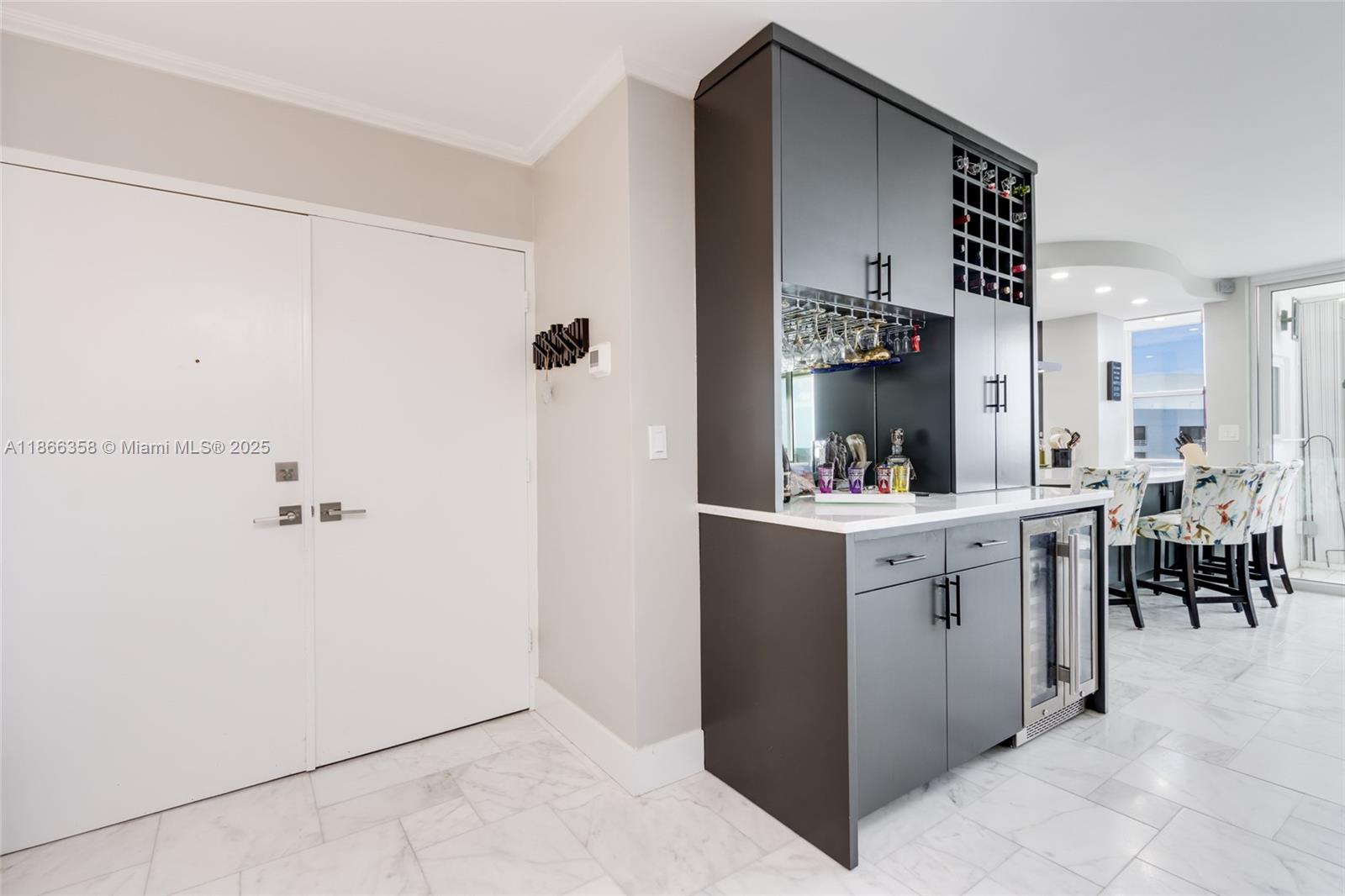 CLOISTER BEACH TOWERS CON - Residential Lease