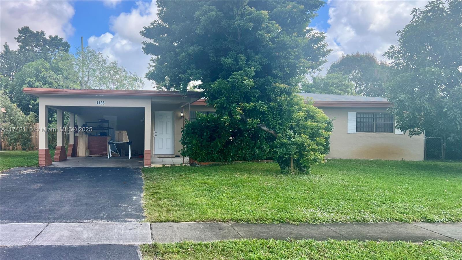 Property for Sale at 1136 Tennessee Ave, Fort Lauderdale, Broward County, Florida - Bedrooms: 3 
Bathrooms: 2  - $415,000