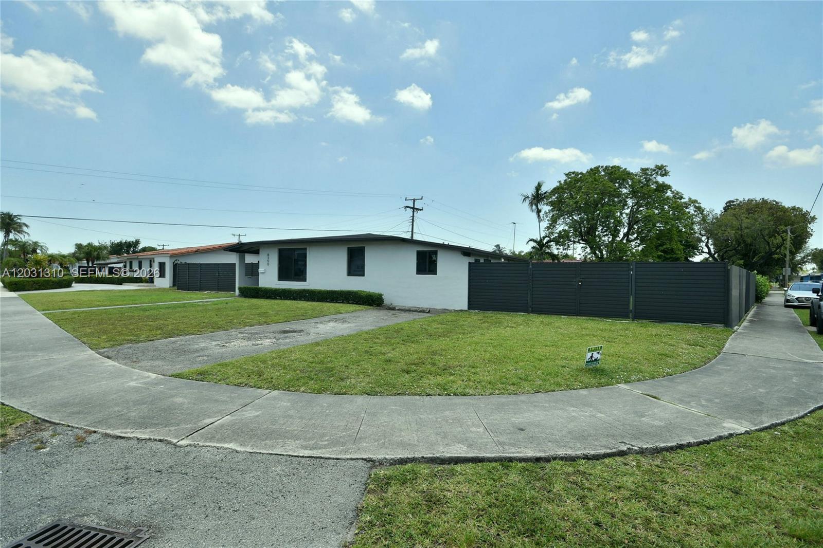 8350 SW 12th Ter