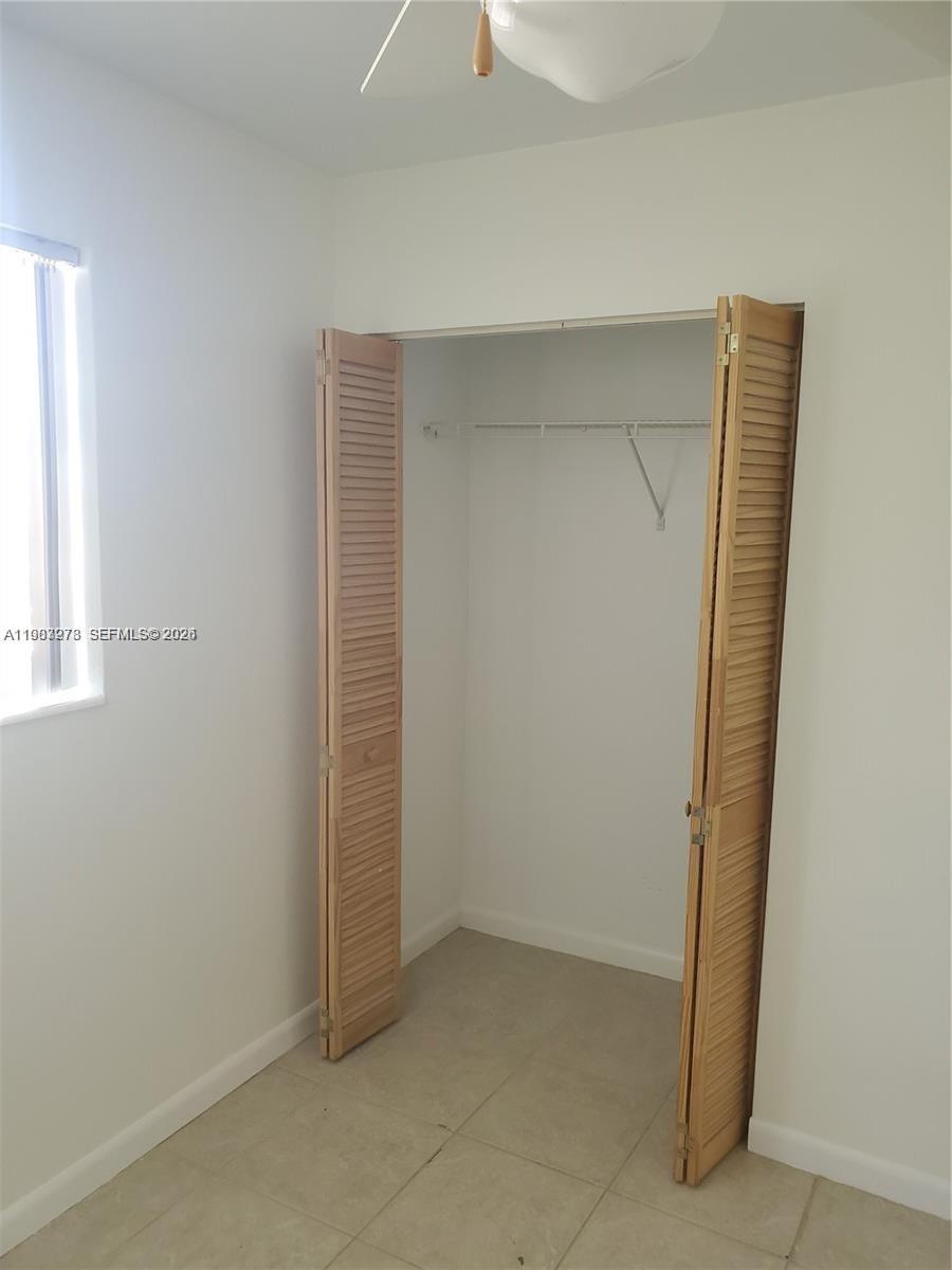 COMMONWEALTH ESTATES - Residential Lease