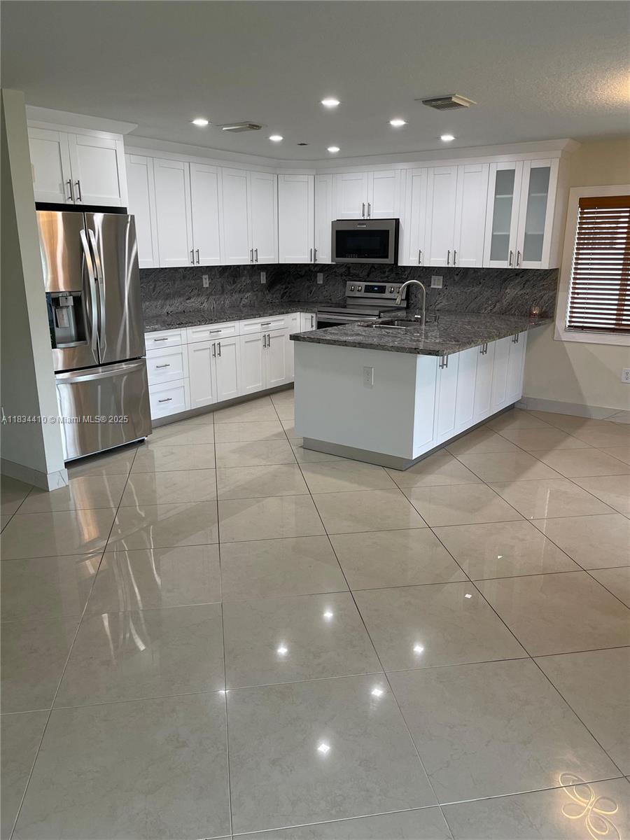 4101 SW 148th Pl 4101