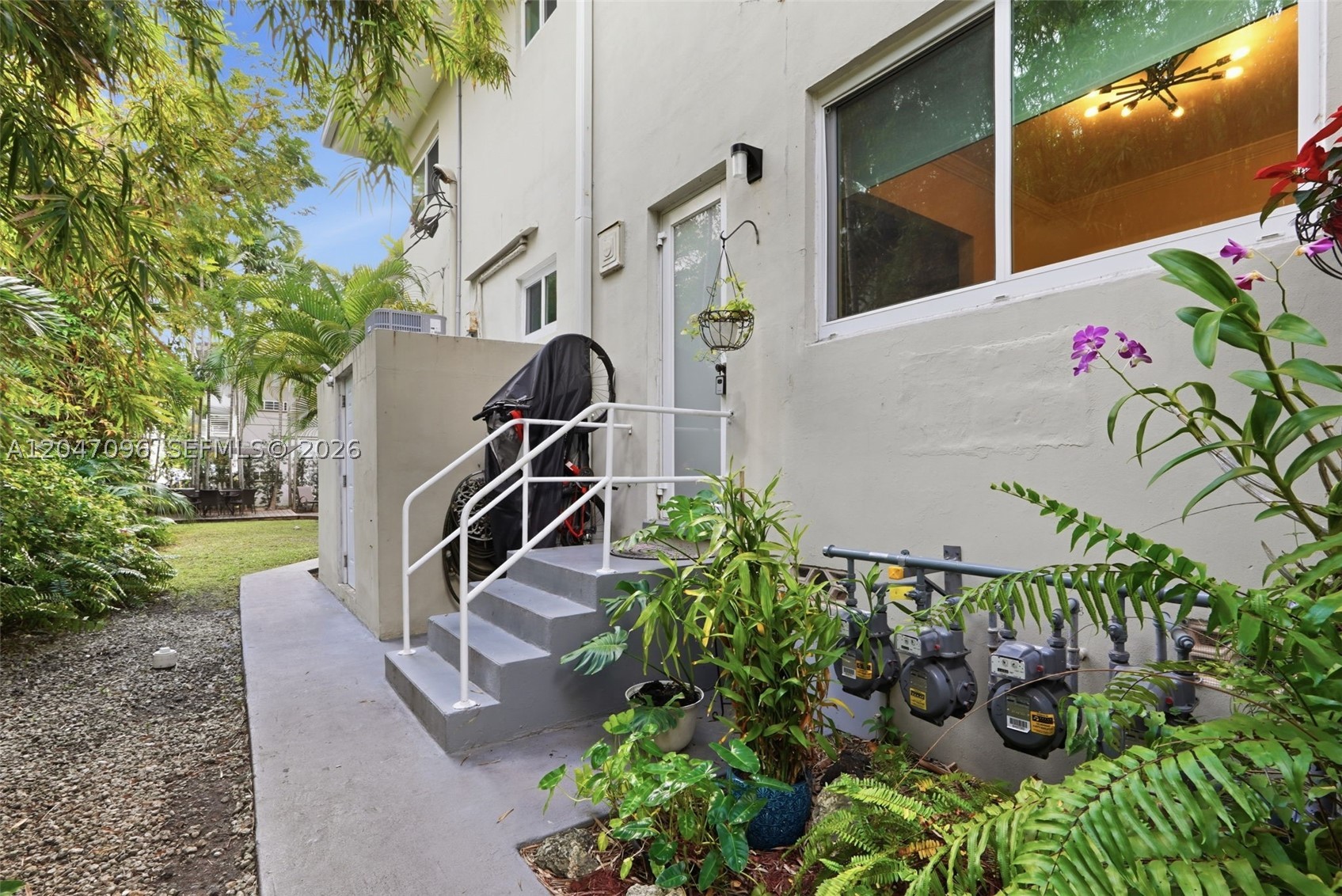 9881 W Bay Harbor Dr 2