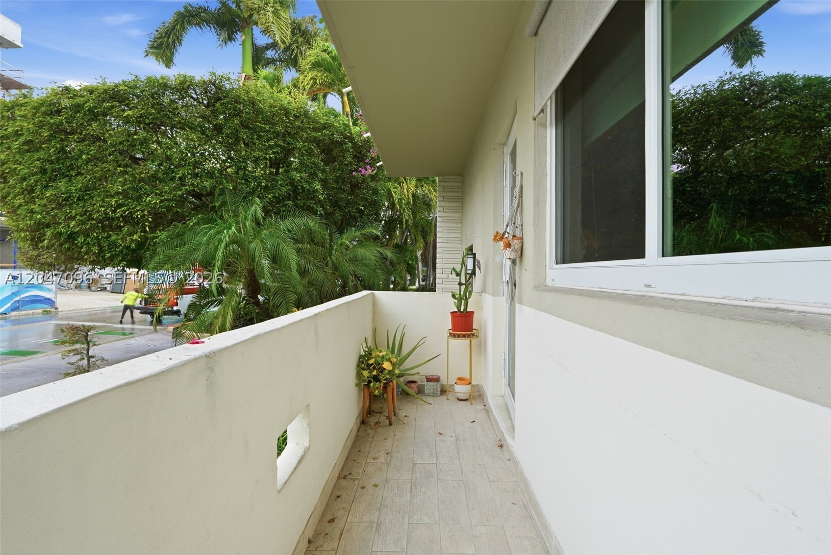 9881 W Bay Harbor Dr 2