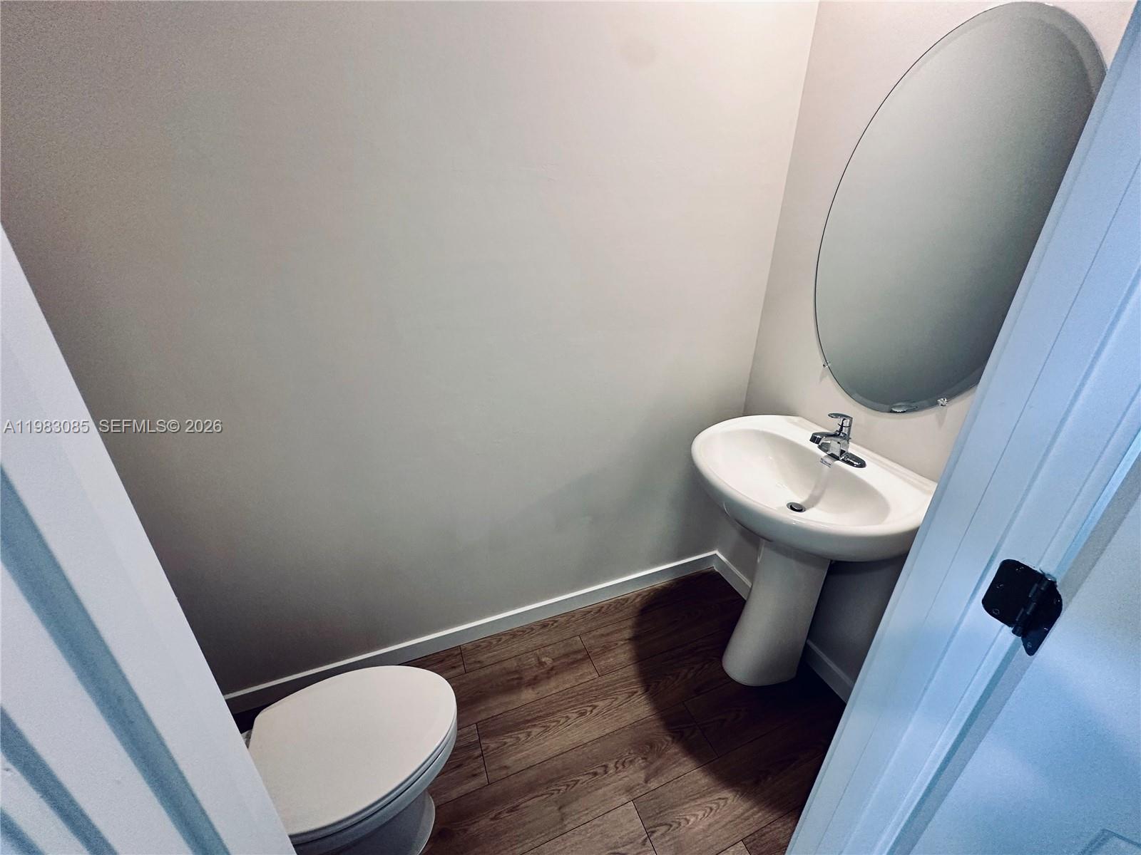 ASHER PARK - Residential Lease