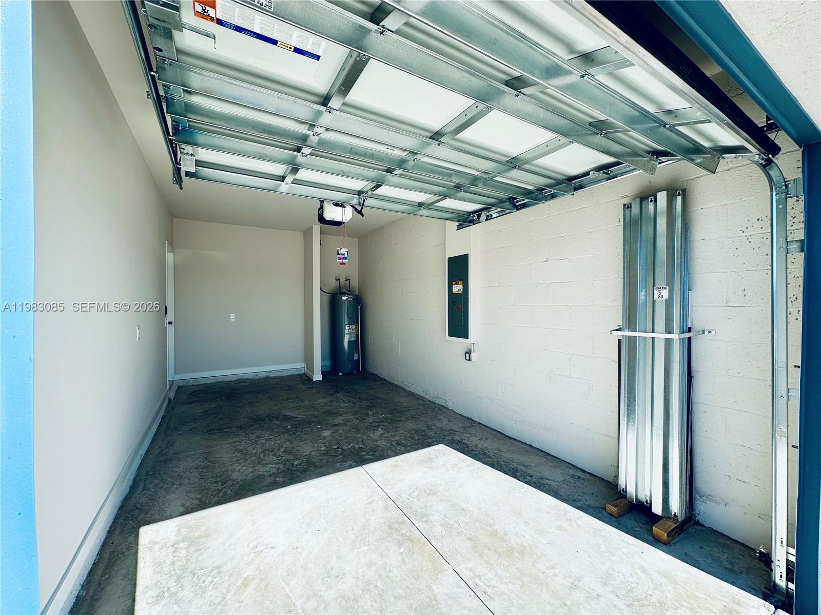 ASHER PARK - Residential Lease