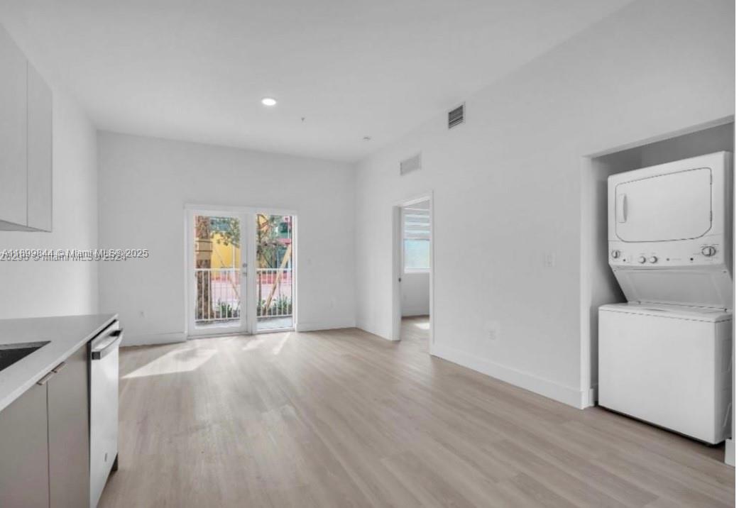 GEO M PHIPPENS - Residential Lease