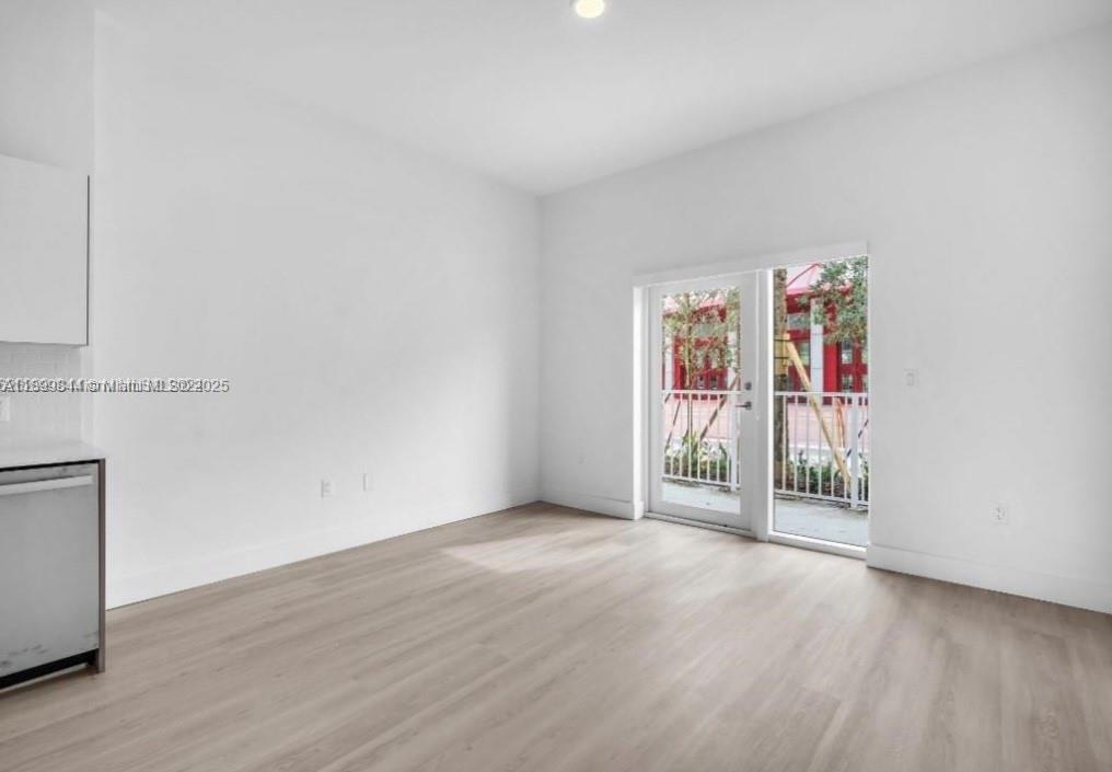 GEO M PHIPPENS - Residential Lease